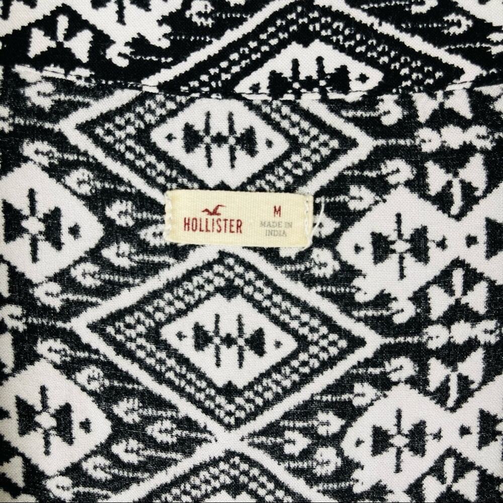 Hollister black white tribal southwest geometric lightweight cardigan top medium - Picture 7 of 9
